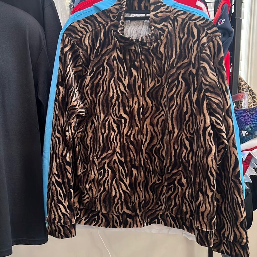 Kim Rogers light jacket Large